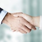 印象は『清潔さ』ではなく『清潔感』で決まる｜指毛が印象に与える影響